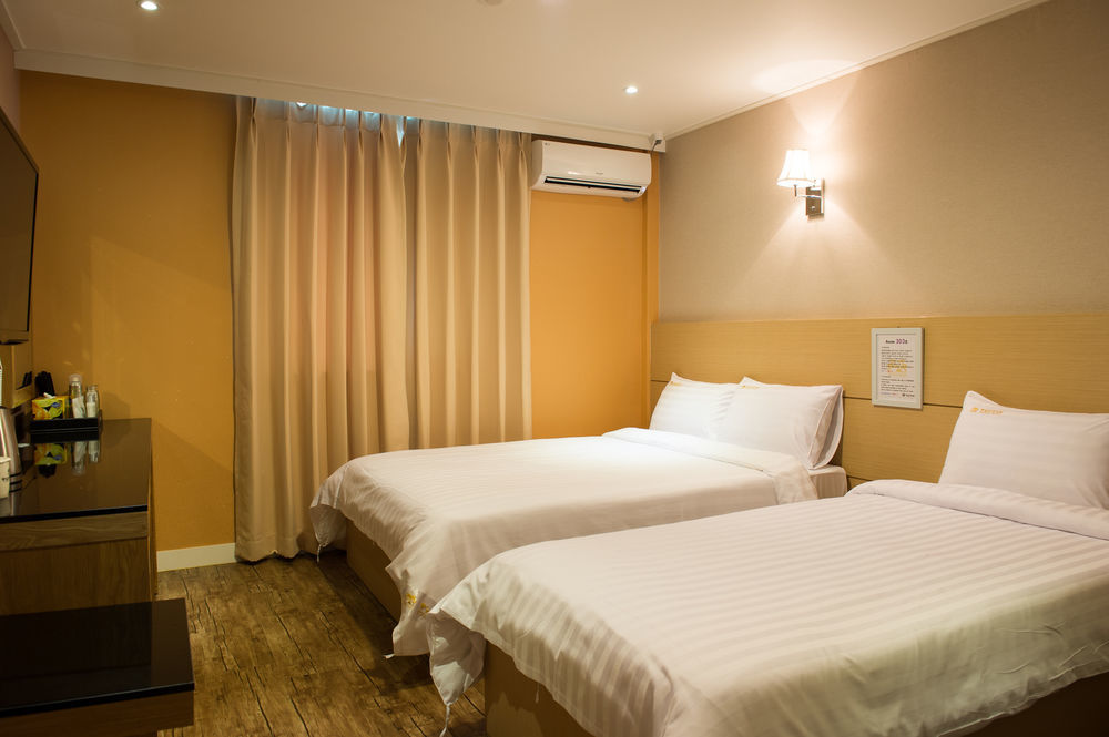 Pungnam Tourist Hotel Jeonju Exterior foto