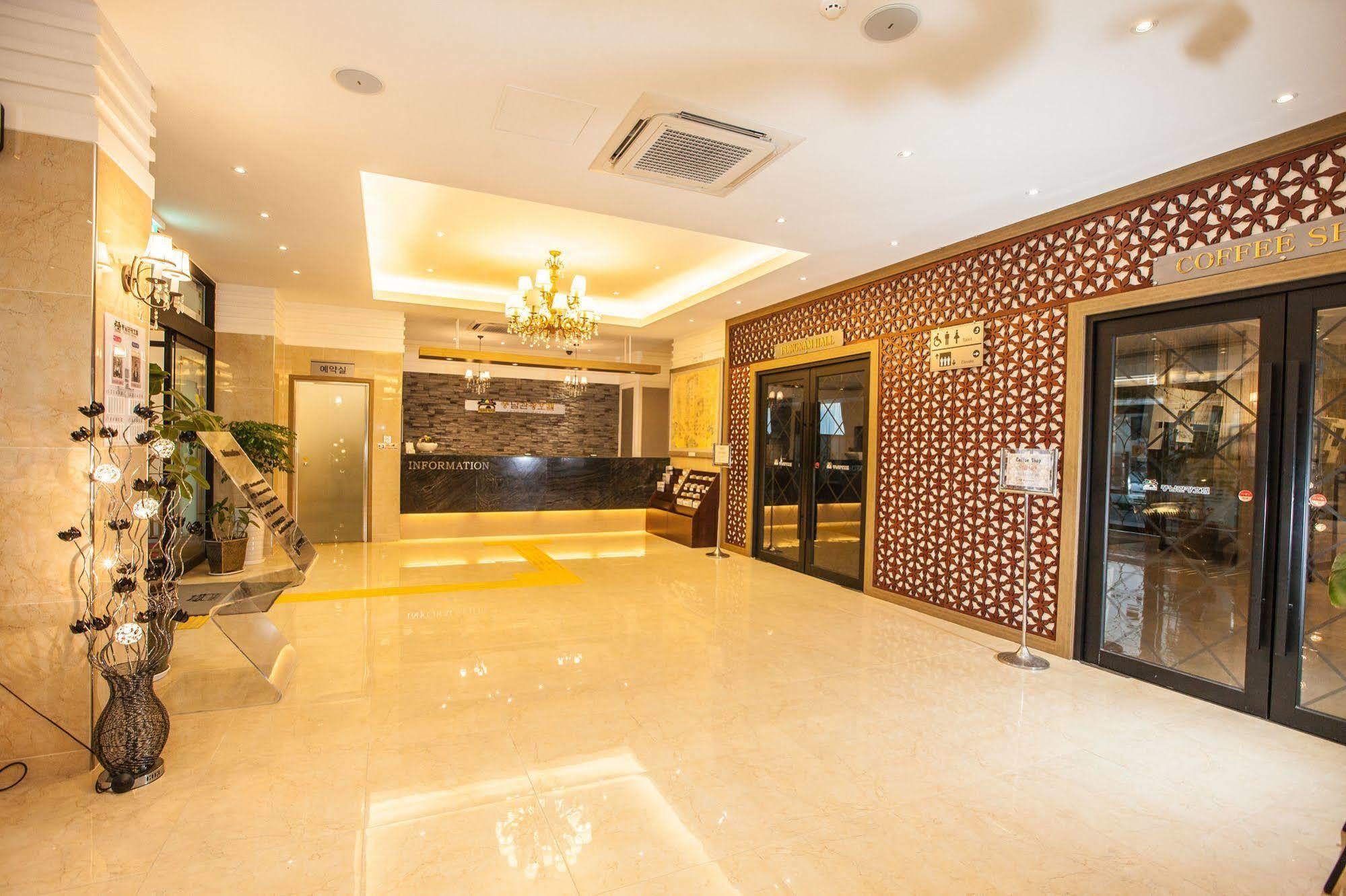 Pungnam Tourist Hotel Jeonju Exterior foto